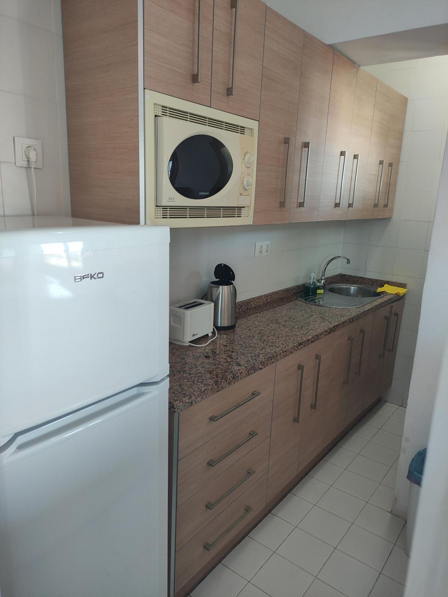 In First Line Apto 6-6 Apartment