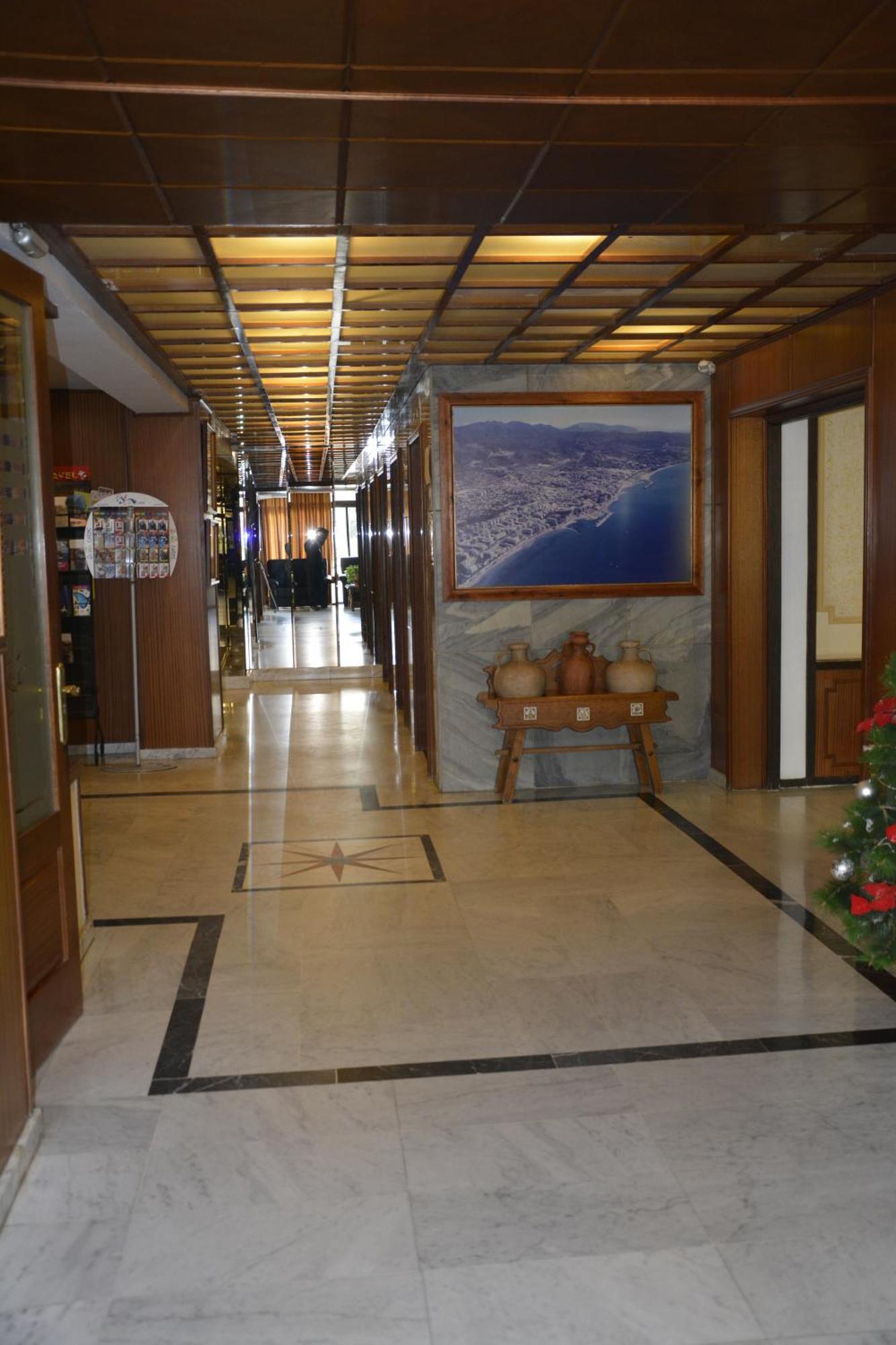 In First Line Apto 6-6 Apartment