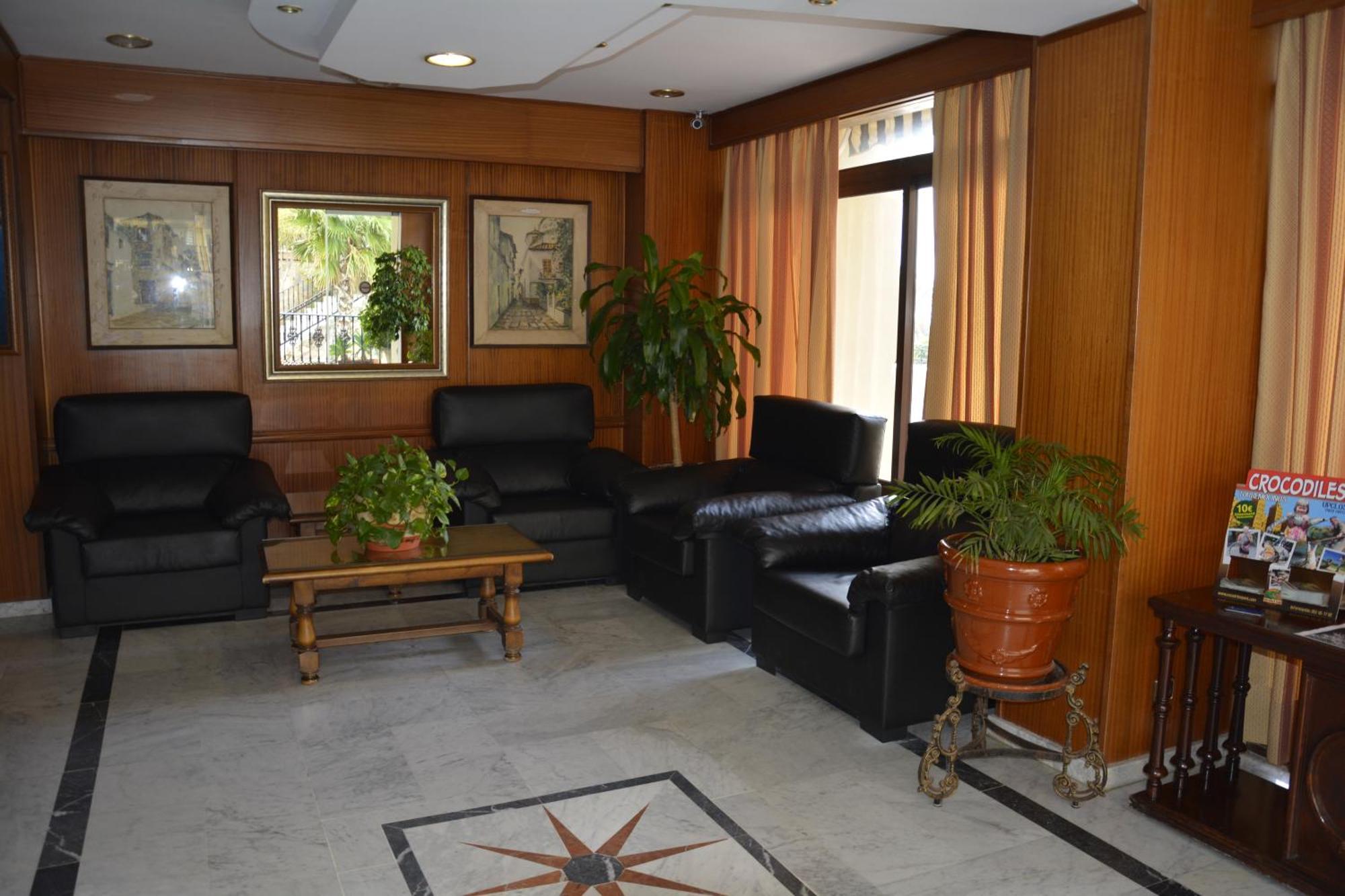 In First Line Apto 6-6 Apartment Marbella